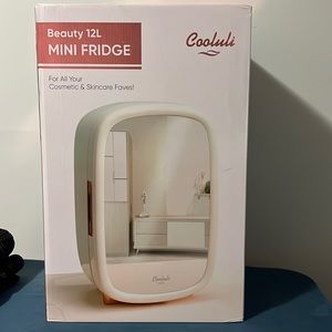 Cooluli 12l mini beauty fridge NIB